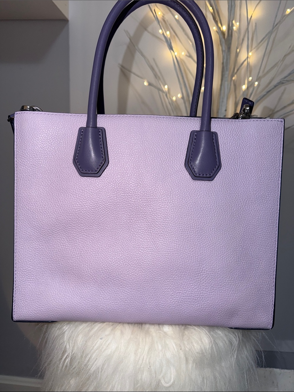 Michael Kors EUC lavender/cream structured crossbody 12X10 tote bag - Picture 2 of 13